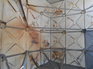 Storage-Tank-with-deterioted-internal-coating
